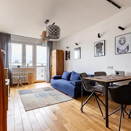 Park Reagana Modern By Bookinghost * Gdańsk