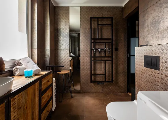 Park Reagana Modern By Bookinghost * غدانسك